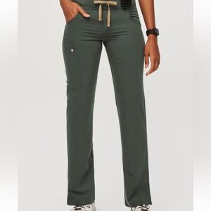 FIGS NWT Kade Cargo Pants Bonsai MP